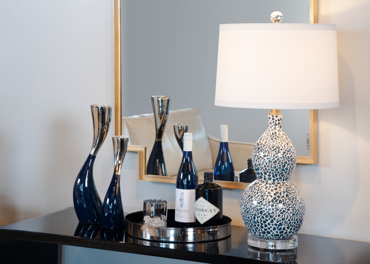 Snow Leopard Lamp - Blue